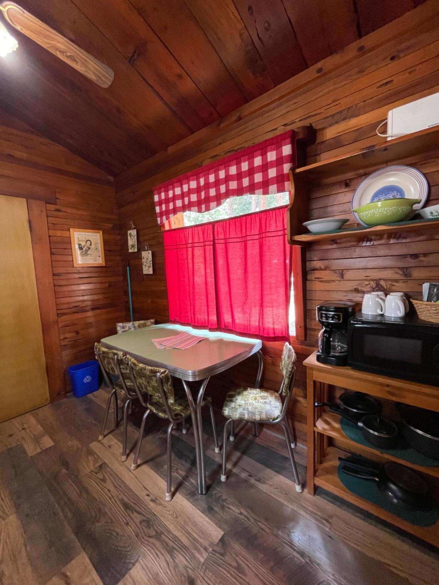 Sierra Sky Lodge Sloat Ngoại thất bức ảnh